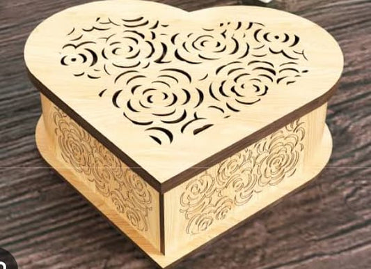 Off-White Heart-Shaped Wooden Jewelry Box WB03