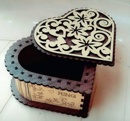 Heart-Shaped Wooden Jewelry Box WB01